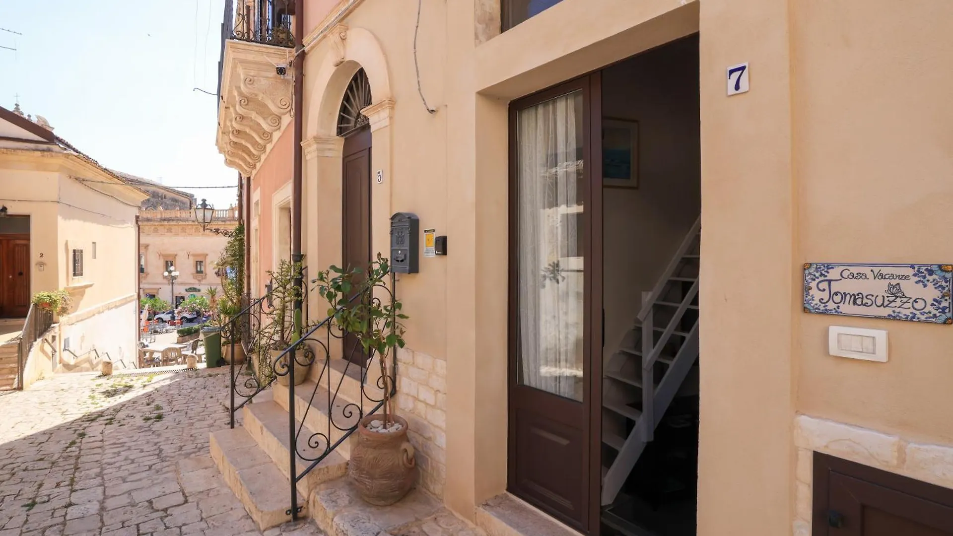 Casa Tomasuzzo - Scicli Daire
